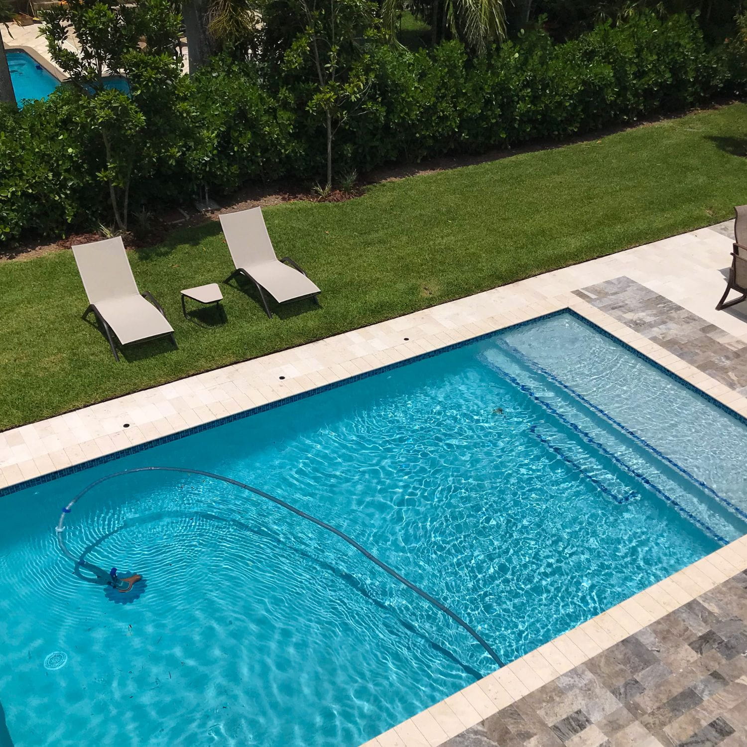 EAU DE PISCINE