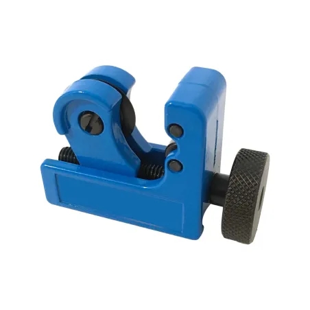 Mini coupe-tube cuivre 22mm